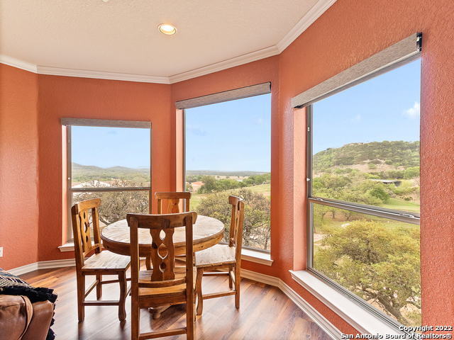 Building Photo - 20 Tapatio Dr E