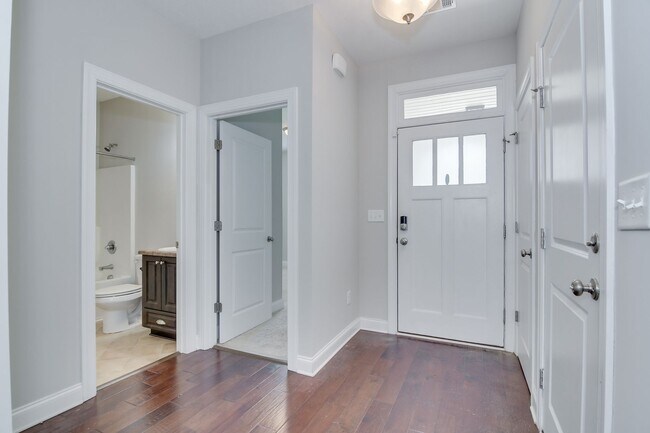 Foto del edificio - 478 Brantley Cove Cir