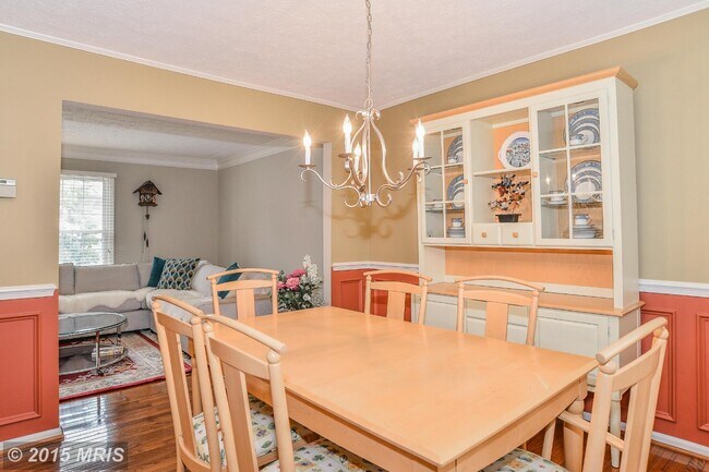 Foto del edificio - 7200 Hopkins Ct