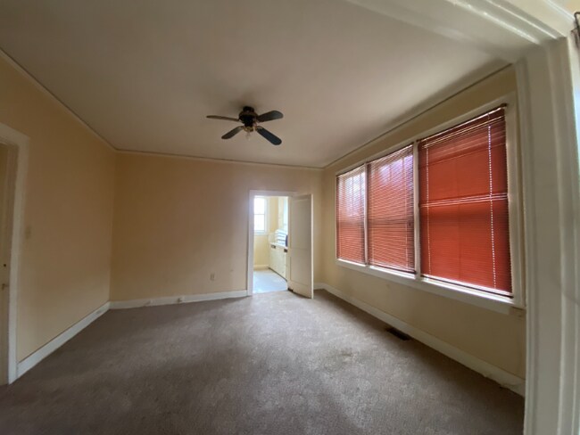 Foto del edificio - 1210 S Schiller St