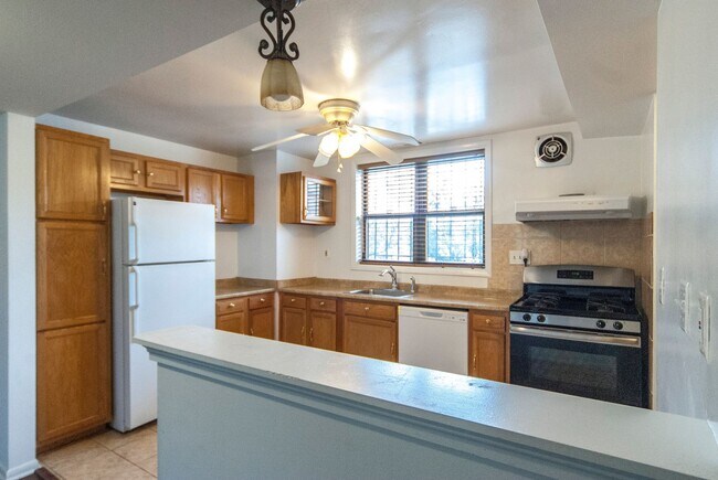 Photo - 1329 Riggs St NW Apartment