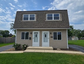 Building Photo - 632 Anita Ave