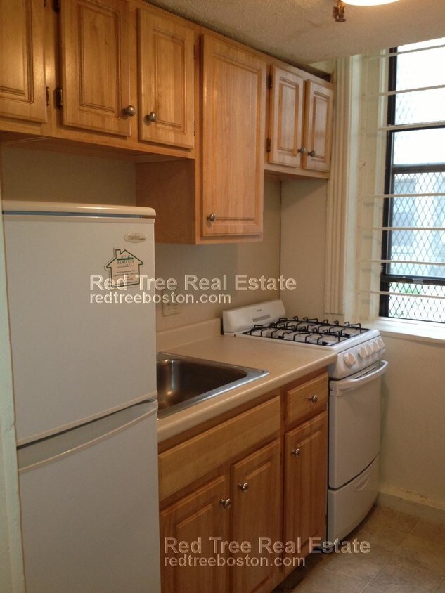 Foto del edificio - 1144 Commonwealth Ave