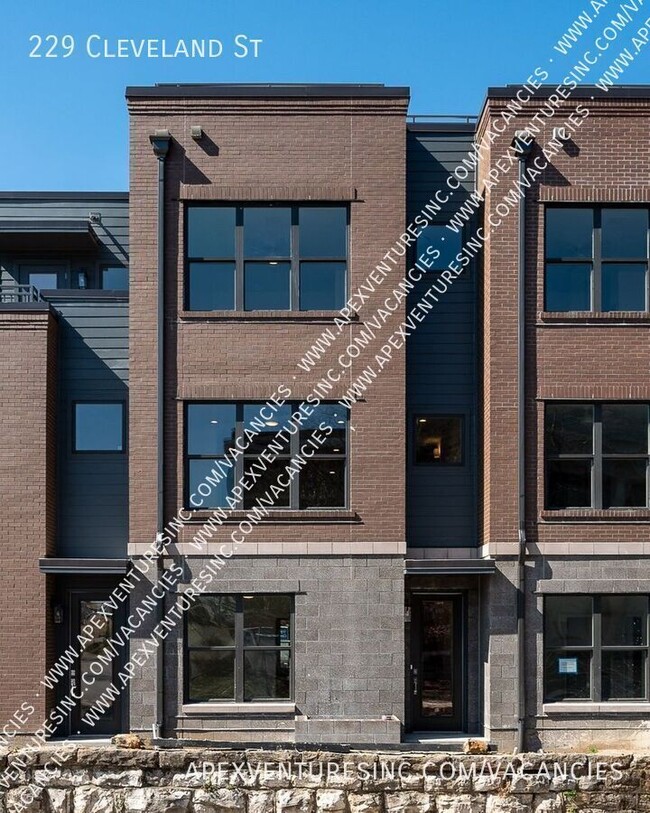 Foto del edificio - 229 Cleveland St