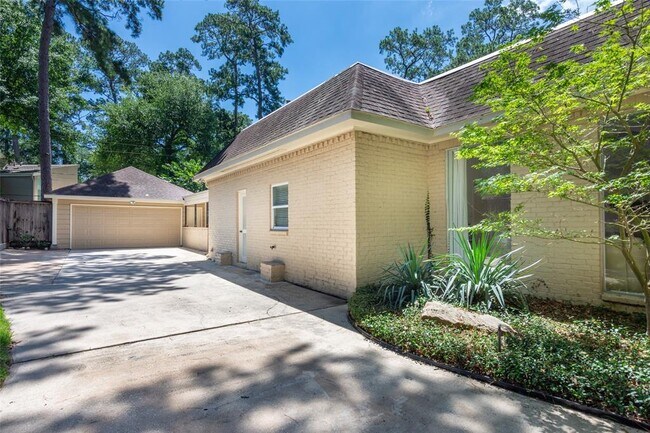 Foto del edificio - 354 Tealwood Dr