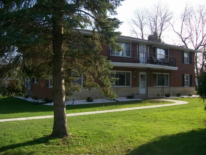 Primary Photo - 15355 W North Ave