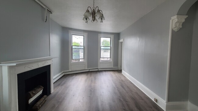 Foto del edificio - 302 Summit Ave