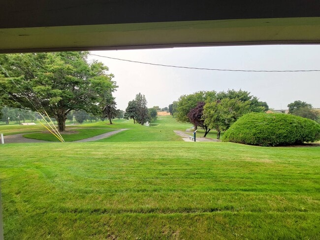 Foto del edificio - 305 N Quincy Pl