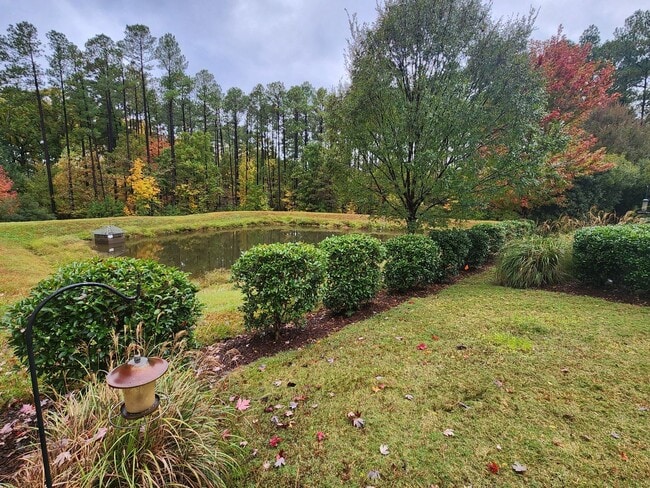 Foto del edificio - 3 Bedroom - Cary Townhome in Central Locat...