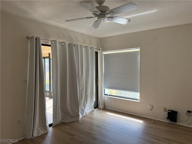 Building Photo - 5870 Trailwinds Dr