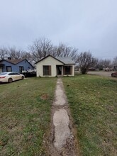 Building Photo - 711 N D St