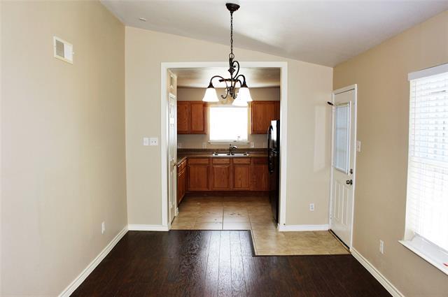 Building Photo - 3522 Pinebrook Dr