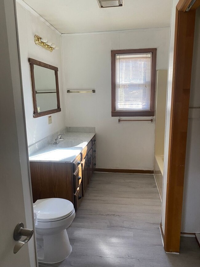 Photo - 2/1 Duplex for rent House