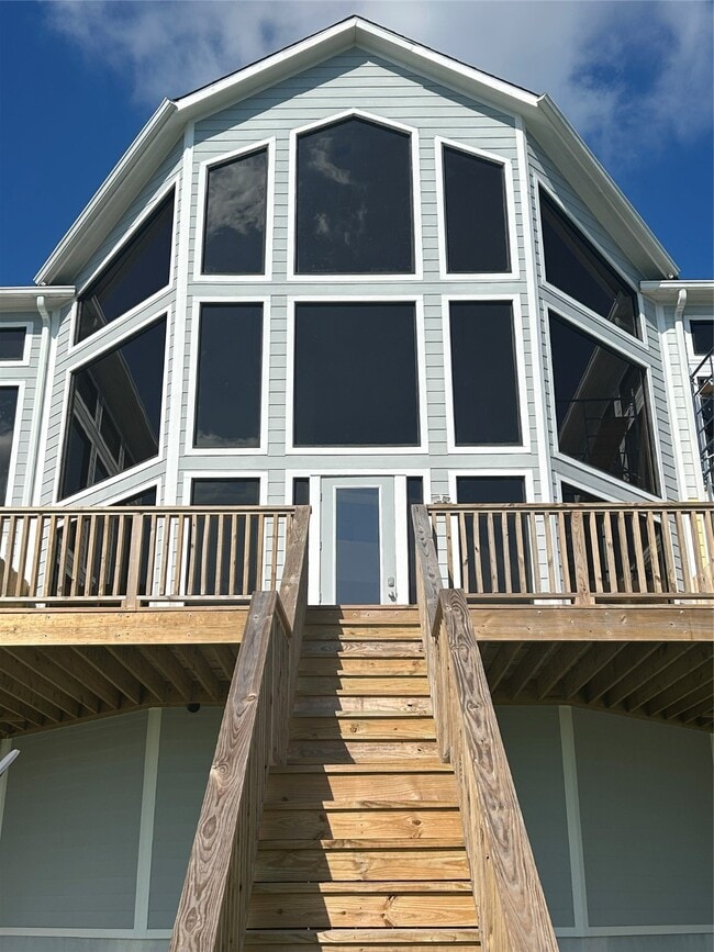 Building Photo - 807 Kipp Ave