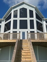 Building Photo - 807 Kipp Ave
