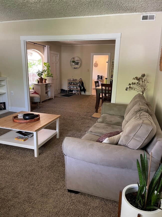 Living Room - 836 S 800 E