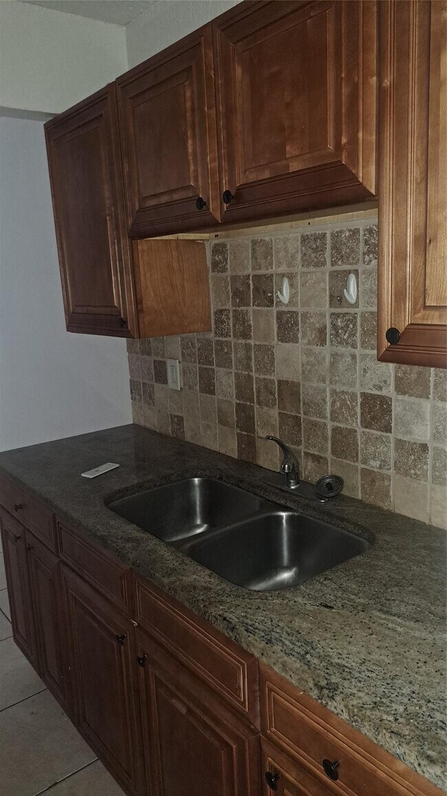 Foto del edificio - 925 S K St