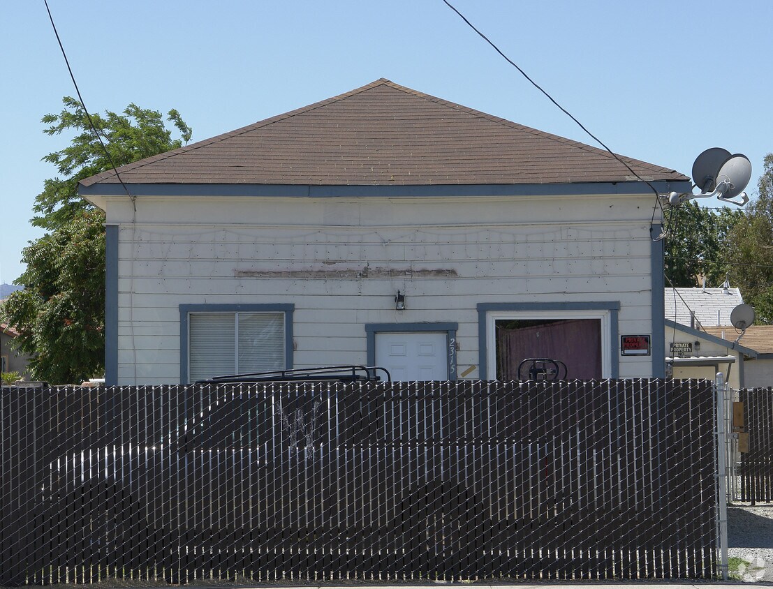 Primary Photo - Willow Pass Road Apartments