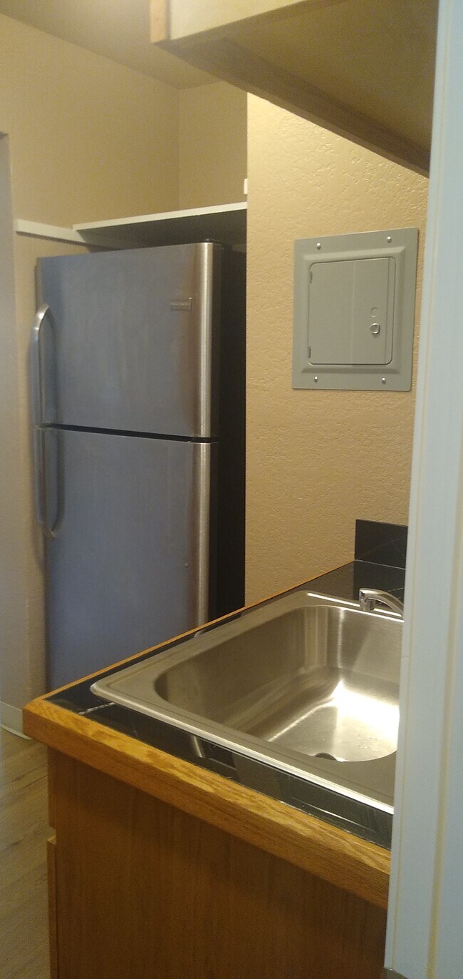 KITCHEN - 1931 K Ave