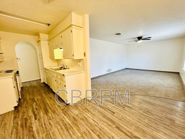 Building Photo - 4914 57th St