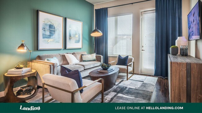 Foto del edificio - 2710 Routh Creek Pkwy