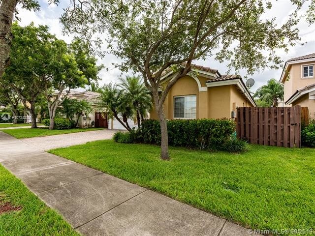 Building Photo - 13950 SW 155th Ct  13950 Miami FL 33196
