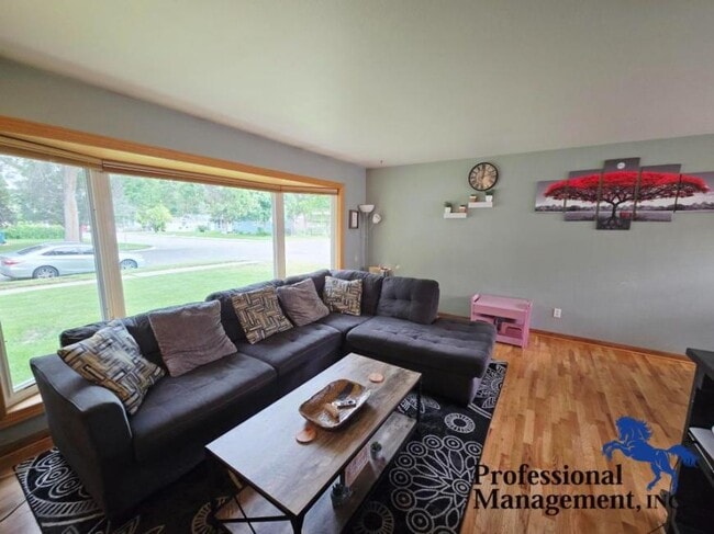 Foto del edificio - 6 bedroom in Billings MT 59102