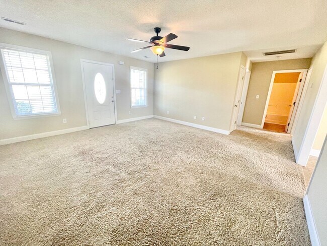 Foto del edificio - 3 Bedroom 2 Bath in Ardmore City!