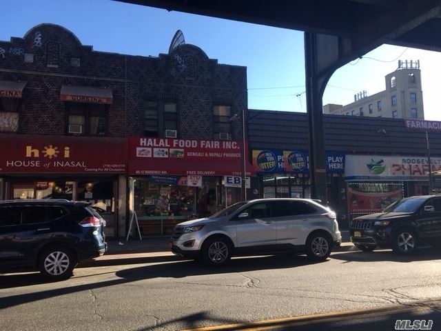 Building Photo - 65-12 Roosevelt Ave