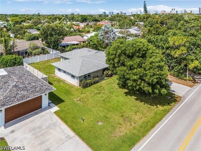 Foto del edificio - 1240 Pompei Ln