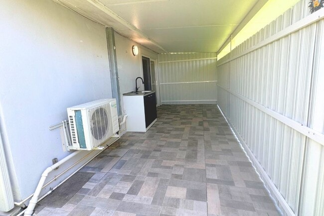 Foto del edificio - 7930 SW 36th Ter