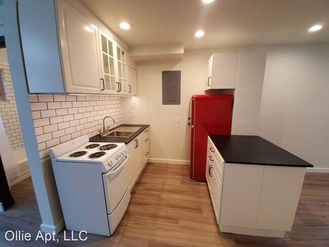 Building Photo - 319 W Olympic Pl