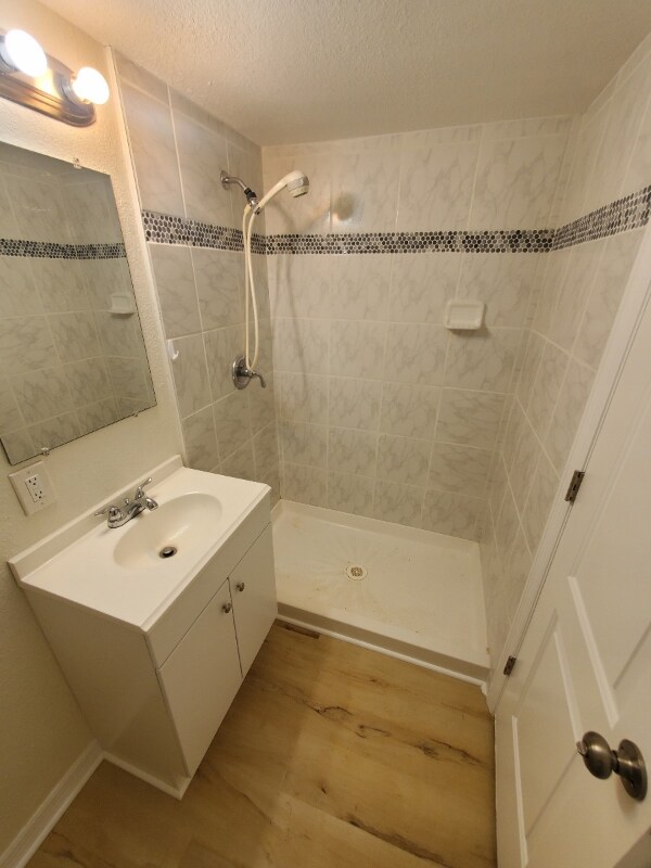 Building Photo - 262 Taho Cir