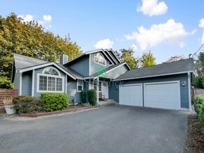 Building Photo - 9235 3rd Ave SW