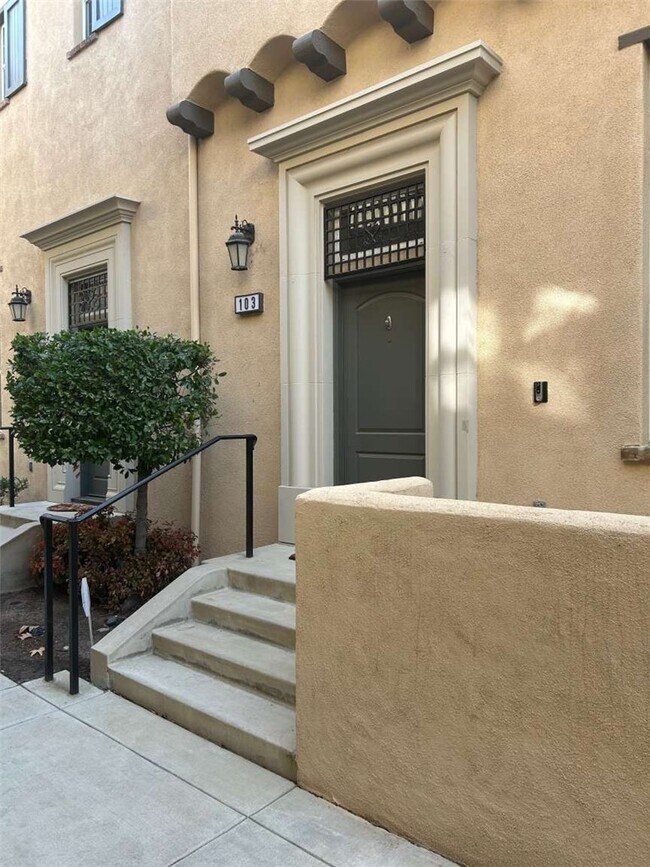 Foto del edificio - 4457 Owens St