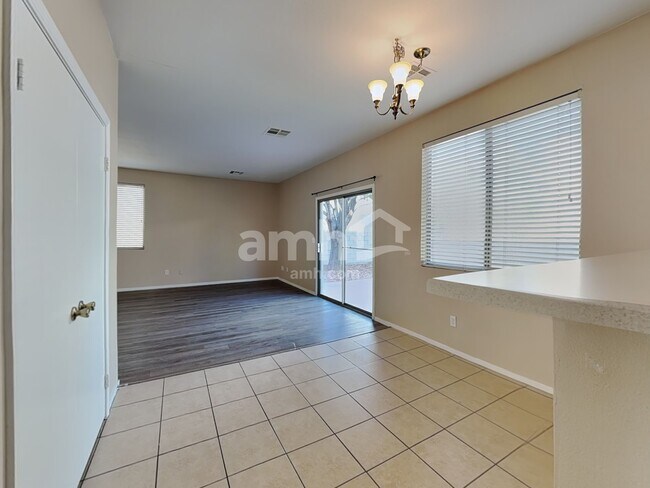 Building Photo - 5934 Bushra Ct