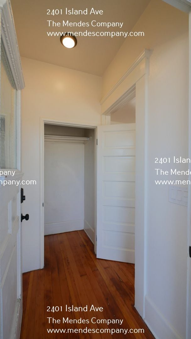Building Photo - 2401 Island Ave