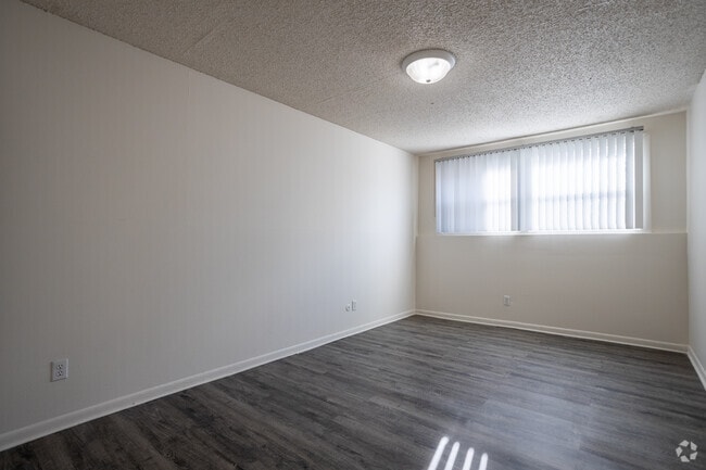 Interior Photo - Hull Flats