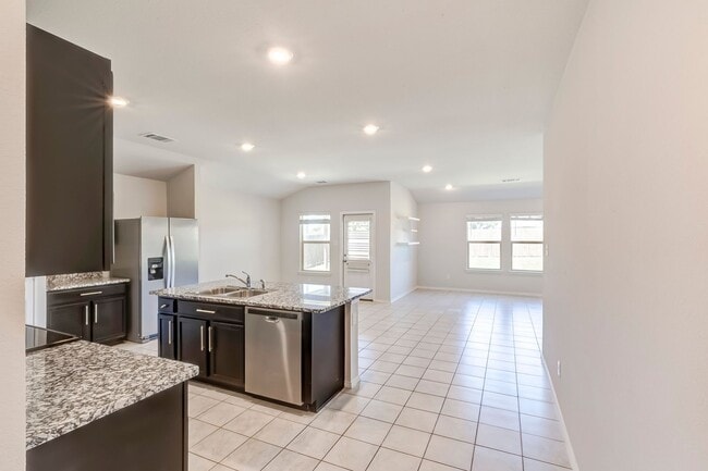 Foto del edificio - 9705 Kensley Rose Dr