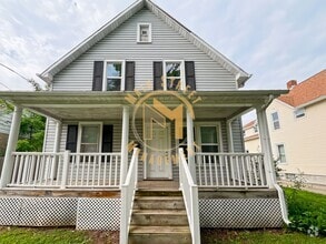 Building Photo - 1116 W 8th St