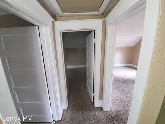 Building Photo - 2 br, 1.5 bath House - 335 Whittemore