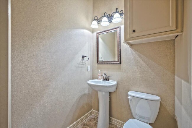 Foto del edificio - 3222 Hemingway Dr