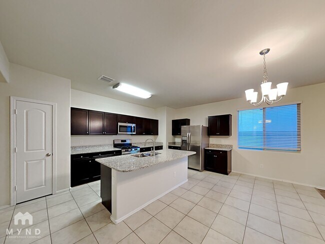 Foto del edificio - 31000 W Fairmount Ave