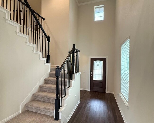 Building Photo - 14004 Hedera Dr