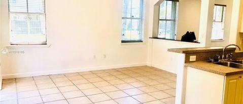 Foto del edificio - 4883 NW 109th Path