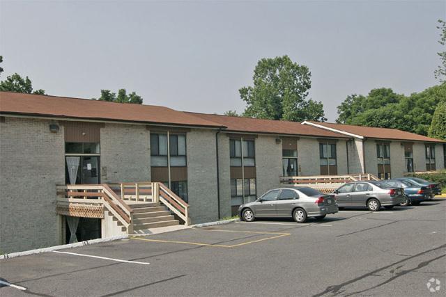 Building - General Lafayette Apartments