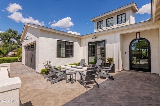Foto del edificio - 5309 N 33rd St