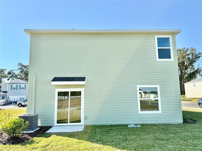 Foto del edificio - 3783 NE 30th Ter