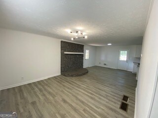 Foto del edificio - 641 Tom Miller Rd