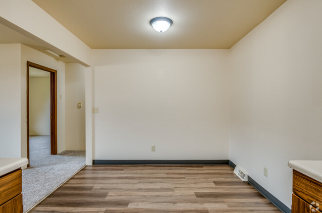 Interior Photo - Maple Court Apartments